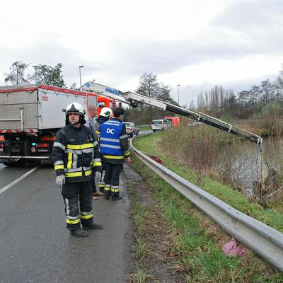 Auto In Schelde 9 December 2012 (1 januari 2012) — foto 14 door Paul Van Der Rasieren, vrijwillig brandweerman Oudenaarde