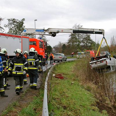 Auto In Schelde 9 December 2012 (1 januari 2012) — foto 16 door Paul Van Der Rasieren, vrijwillig brandweerman Oudenaarde