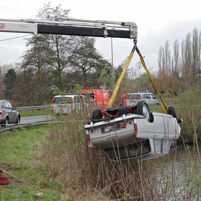 Auto In Schelde 9 December 2012 (1 januari 2012) — foto 17 door Paul Van Der Rasieren, vrijwillig brandweerman Oudenaarde