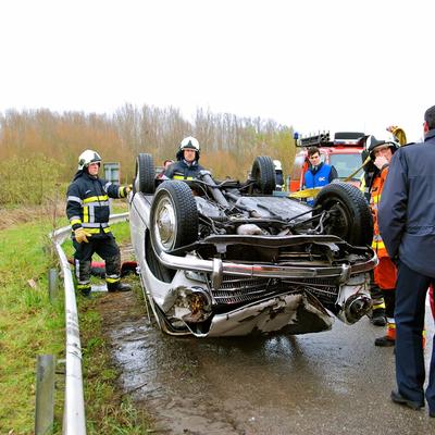 Auto In Schelde 9 December 2012 (1 januari 2012) — foto 32 door Paul Van Der Rasieren, vrijwillig brandweerman Oudenaarde