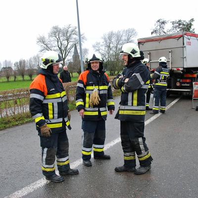 Auto In Schelde 9 December 2012 (1 januari 2012) — foto 44 door Paul Van Der Rasieren, vrijwillig brandweerman Oudenaarde