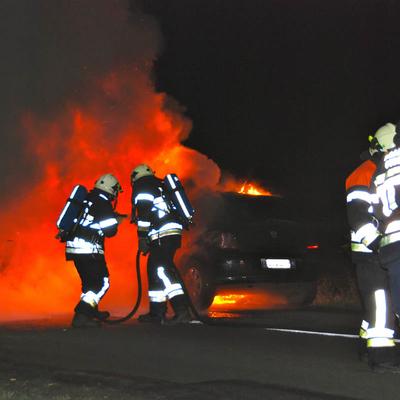 Autobrand Maarkedal 2012 (1 januari 2012) — foto 8 door Paul Van Der Rasieren, vrijwillig brandweerman Oudenaarde
