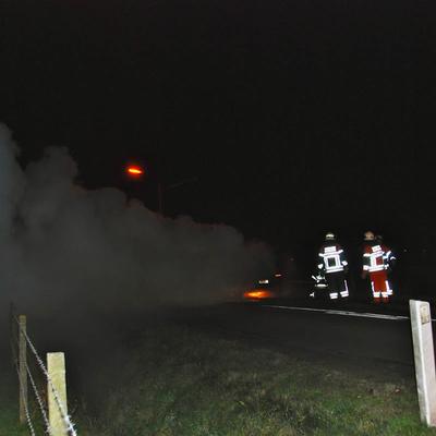 Autobrand Maarkedal 2012 (1 januari 2012) — foto 11 door Paul Van Der Rasieren, vrijwillig brandweerman Oudenaarde