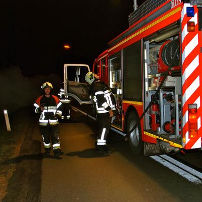 Autobrand Maarkedal 2012 (1 januari 2012) — foto 12 door Paul Van Der Rasieren, vrijwillig brandweerman Oudenaarde