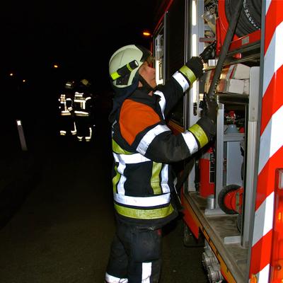 Autobrand Maarkedal 2012 (1 januari 2012) — foto 21 door Paul Van Der Rasieren, vrijwillig brandweerman Oudenaarde