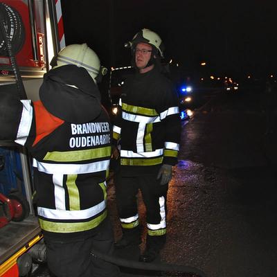 Autobrand Maarkedal 2012 (1 januari 2012) — foto 23 door Paul Van Der Rasieren, vrijwillig brandweerman Oudenaarde