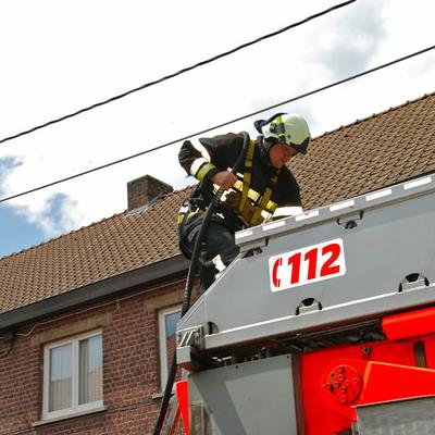 Blikseminslag Zingem 2012 (1 januari 2012) — foto 10 door Paul Van Der Rasieren, vrijwillig brandweerman Oudenaarde
