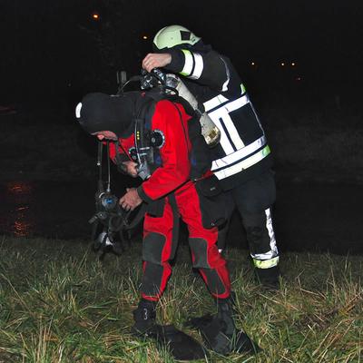 Duikoefening Zone 2012 (1 januari 2012) — foto 6 door Paul Van Der Rasieren, vrijwillig brandweerman Oudenaarde