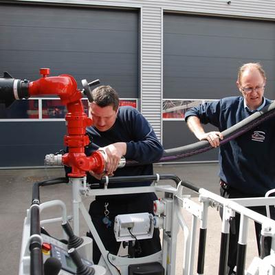 Nieuwe Ladderwagen 2013 (1 januari 2013) — foto 34 door Paul Van Der Rasieren, vrijwillig brandweerman Oudenaarde