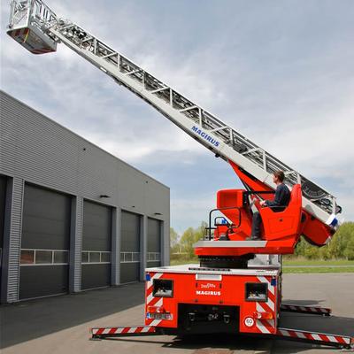 Nieuwe Ladderwagen 2013 (1 januari 2013) — foto 37 door Paul Van Der Rasieren, vrijwillig brandweerman Oudenaarde