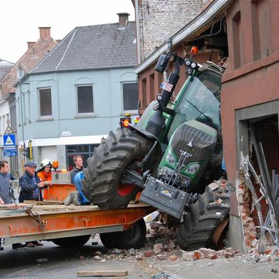 Tractor Ongeval 2013 (1 januari 2013) — foto 4 door Paul Van Der Rasieren, vrijwillig brandweerman Oudenaarde