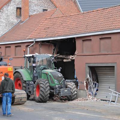 Tractor Ongeval 2013 (1 januari 2013) — foto 10 door Paul Van Der Rasieren, vrijwillig brandweerman Oudenaarde