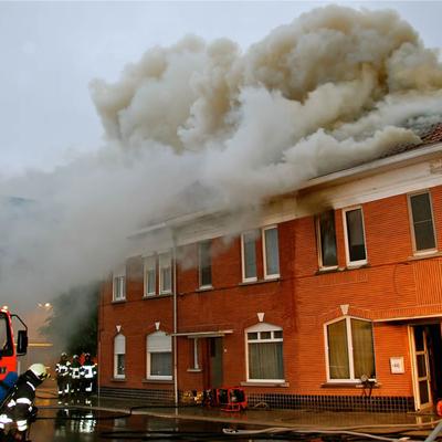 Woningbrand 4 Juni 2012 (1 januari 2012) — foto 2 door Paul Van Der Rasieren, vrijwillig brandweerman Oudenaarde
