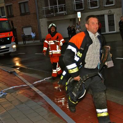 Woningbrand 4 Juni 2012 (1 januari 2012) — foto 19 door Paul Van Der Rasieren, vrijwillig brandweerman Oudenaarde