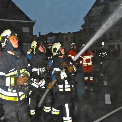 Woningbrand 4 Juni 2012 (1 januari 2012) — foto 22 door Paul Van Der Rasieren, vrijwillig brandweerman Oudenaarde