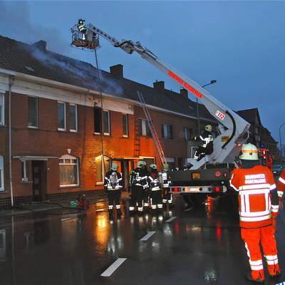 Woningbrand 4 Juni 2012 (1 januari 2012) — foto 35 door Paul Van Der Rasieren, vrijwillig brandweerman Oudenaarde